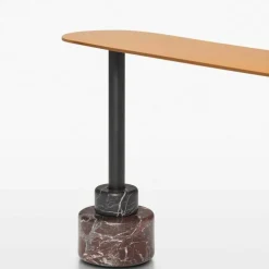 Menhir Bijzettafel