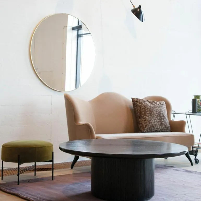 Mirror Round