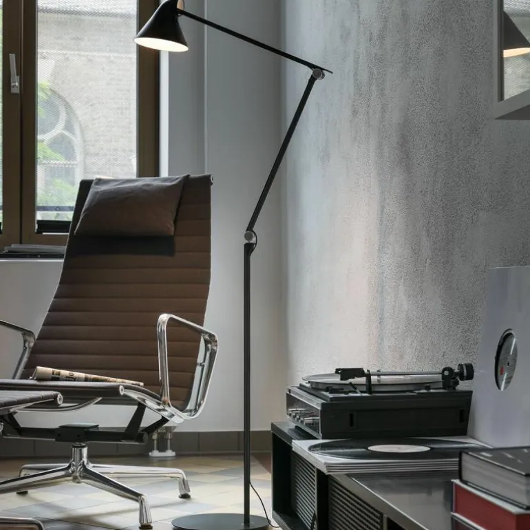 NJP Vloerlamp