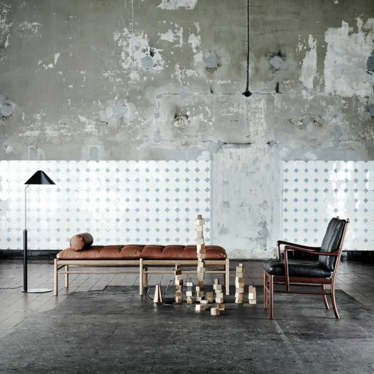 OW150 Daybed