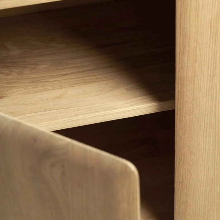 PI Dressoir
