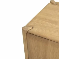 PI Dressoir