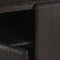PI Dressoir