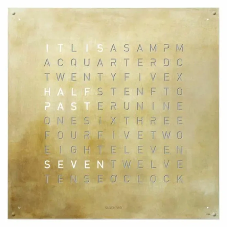 QLOCKTWO Earth 180 Klok