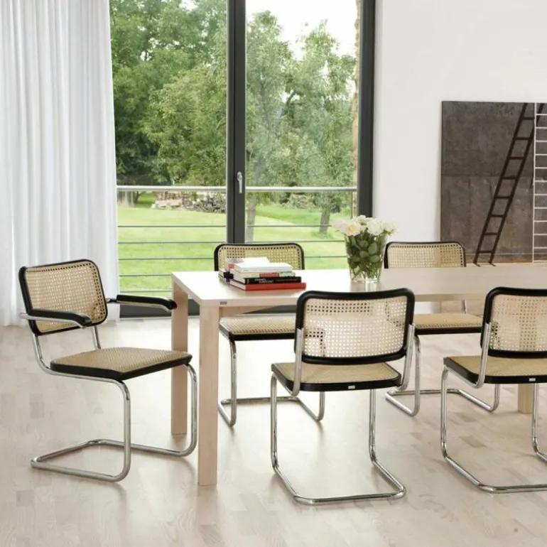 S64 Armstoel