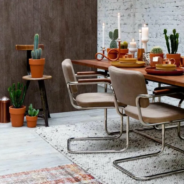 S1070 Eettafel