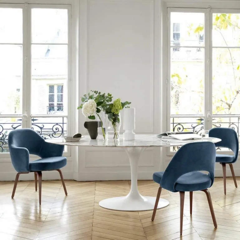 Saarinen Tulip Eettafel Met Wit Onderstel
