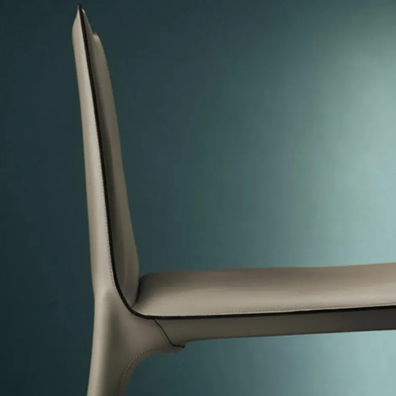 Saddle Stoel