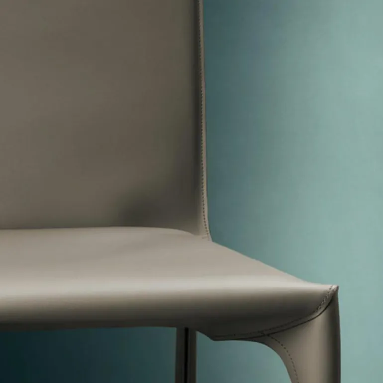 Saddle Stoel