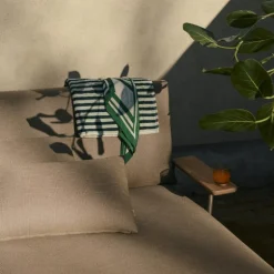 Settle Loungebed