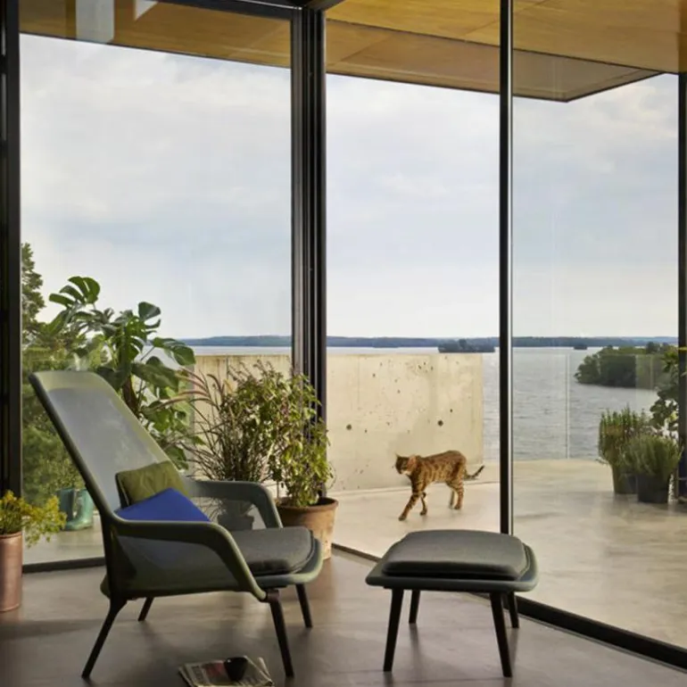 Slow Chair Loungechair + Ottoman