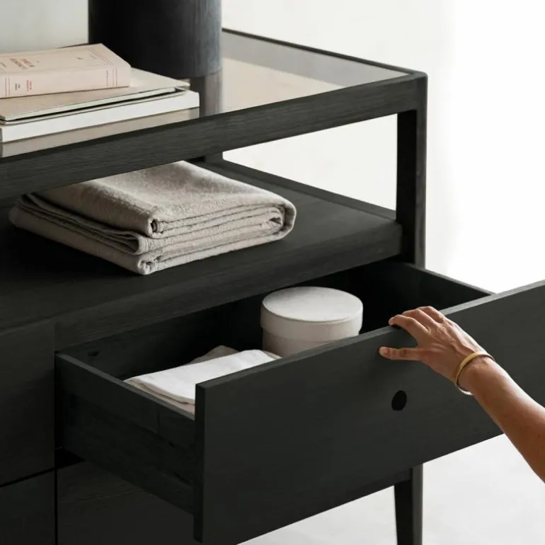Spindle Dressoir