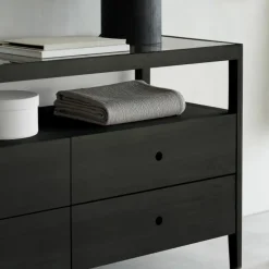 Spindle Dressoir