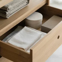Spindle Dressoir