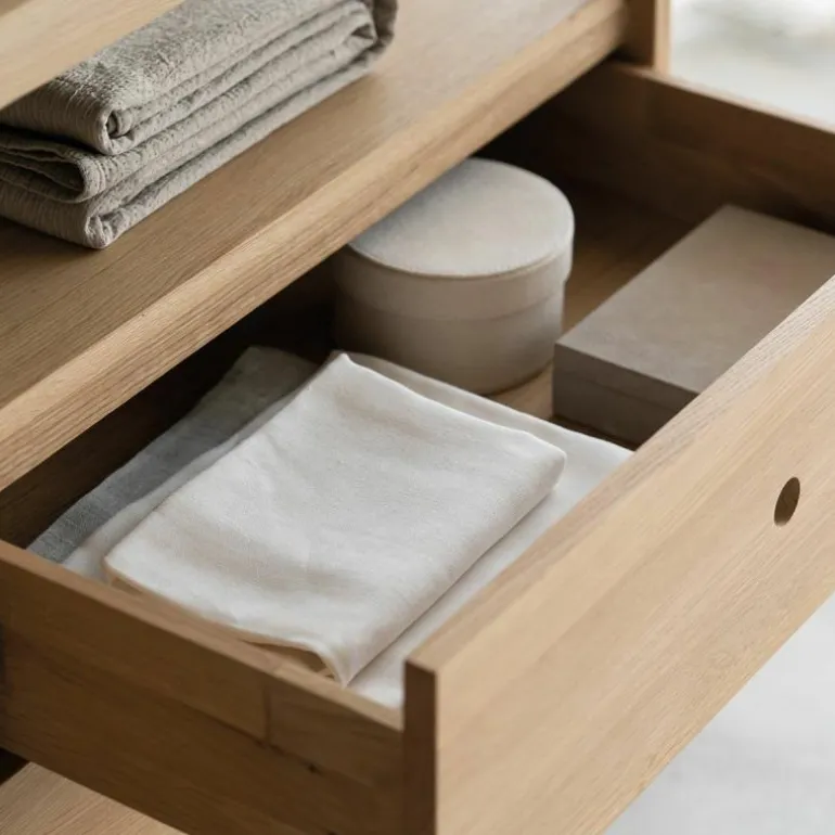 Spindle Dressoir