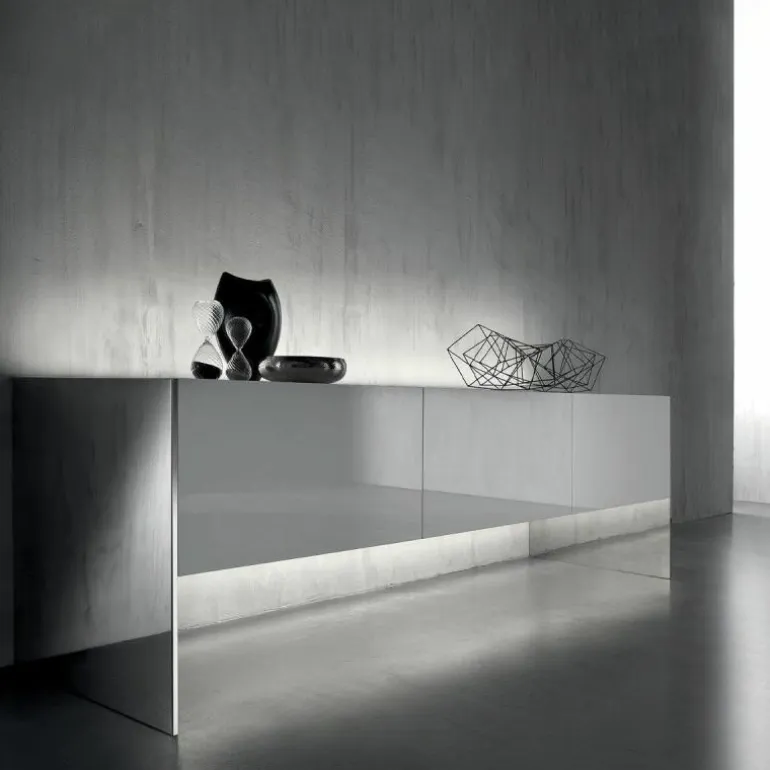 Steel Dressoir