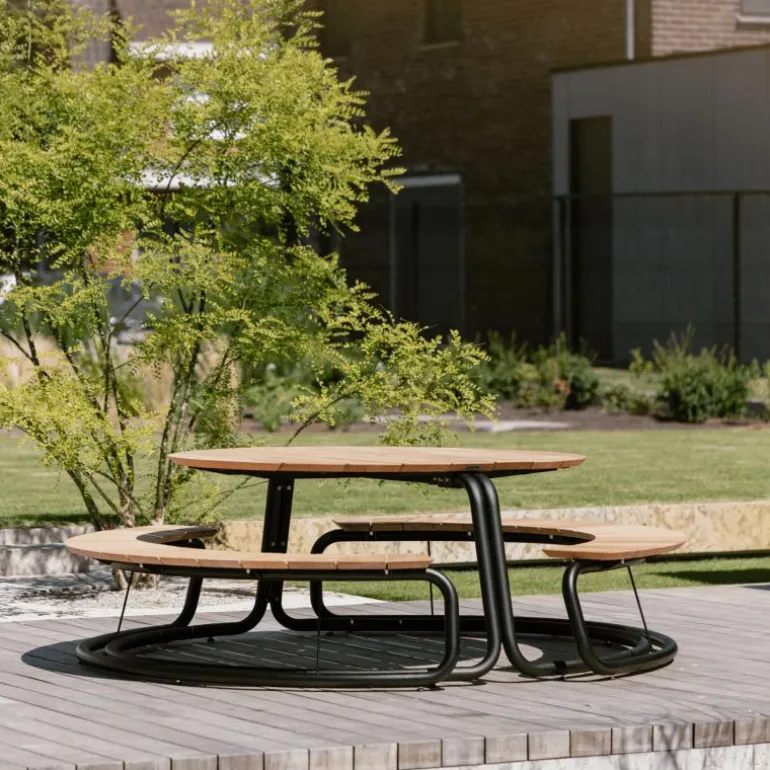The Circle Eettafel