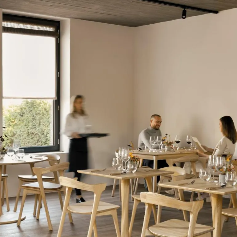 Torsion Square Eettafel