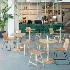 Torsion Square Eettafel