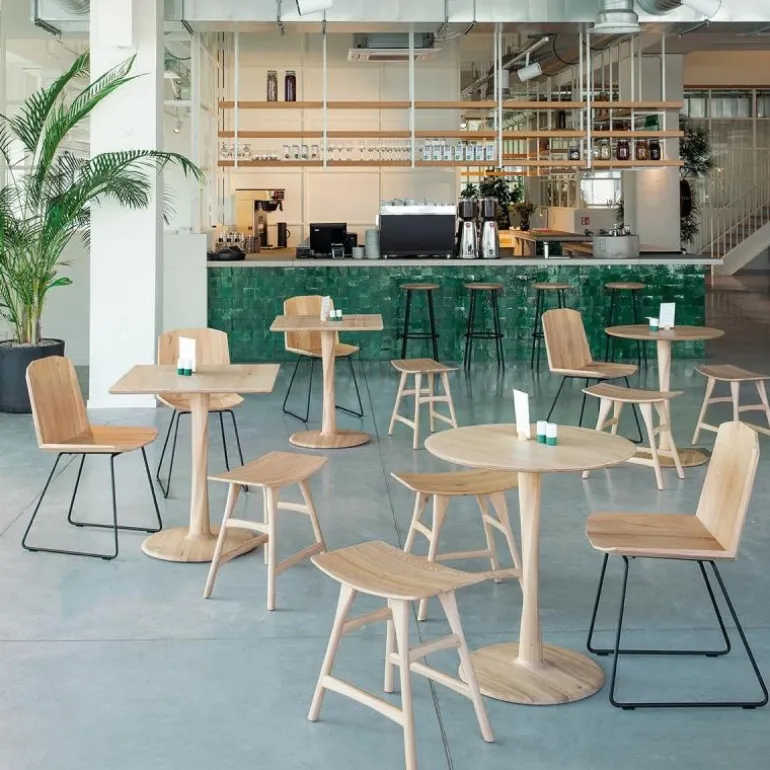 Torsion Square Eettafel