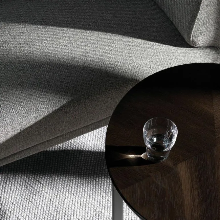 Vipp421 Bijzettafel