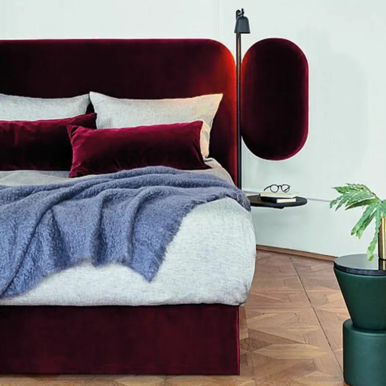 Wings Boxspring Bed